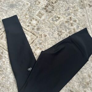 ALO Airlift High Waist Black Legging